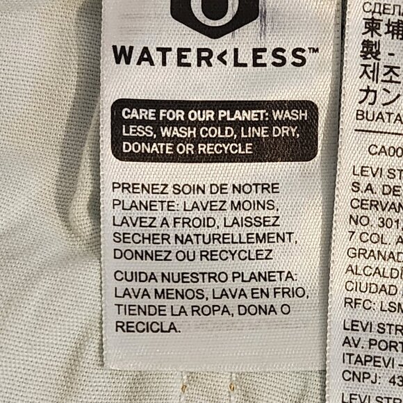 Levi Strauss Premium Women's Jeans Wedgie Straight High Rise Blue Size 32x26 - Picture 16 of 16